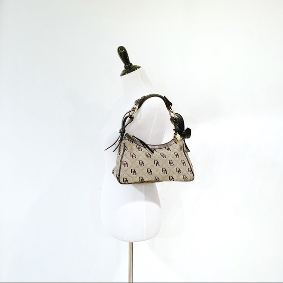 Dooney & Bourke Handbags - Dooney & Bourke Maxi Quilt Small Baguette bag Y2K